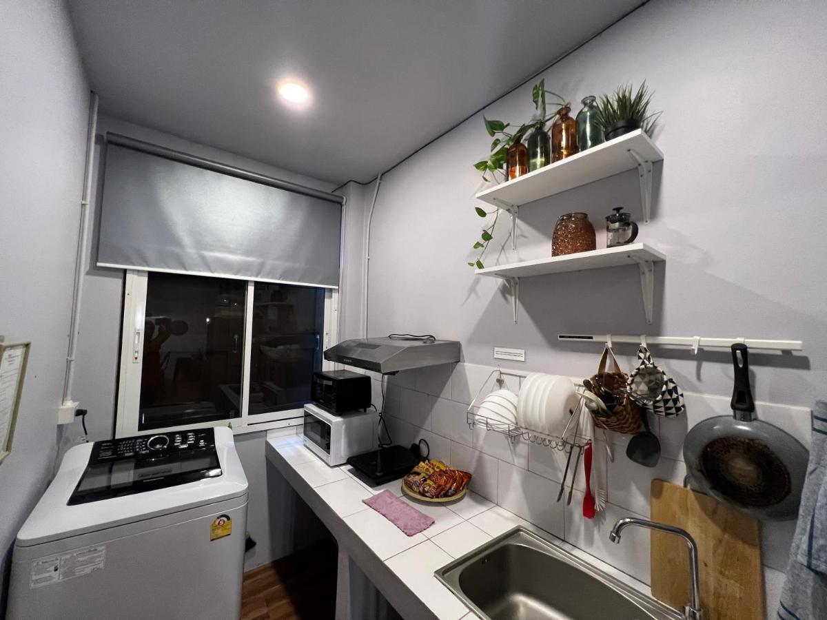Mini-Me Home, A Cozy Entire House In Old City Chiang Mai Bagian luar foto