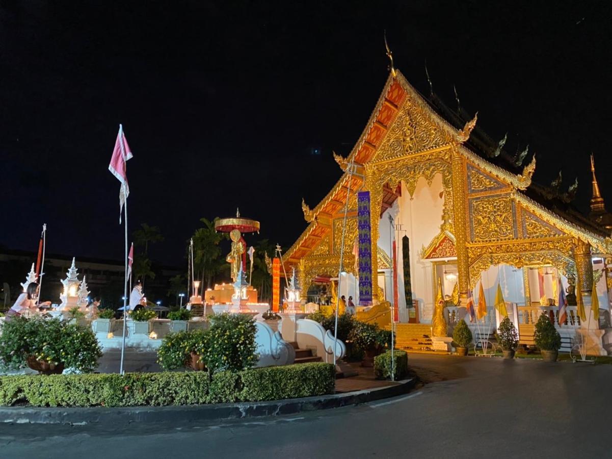 Mini-Me Home, A Cozy Entire House In Old City Chiang Mai Bagian luar foto