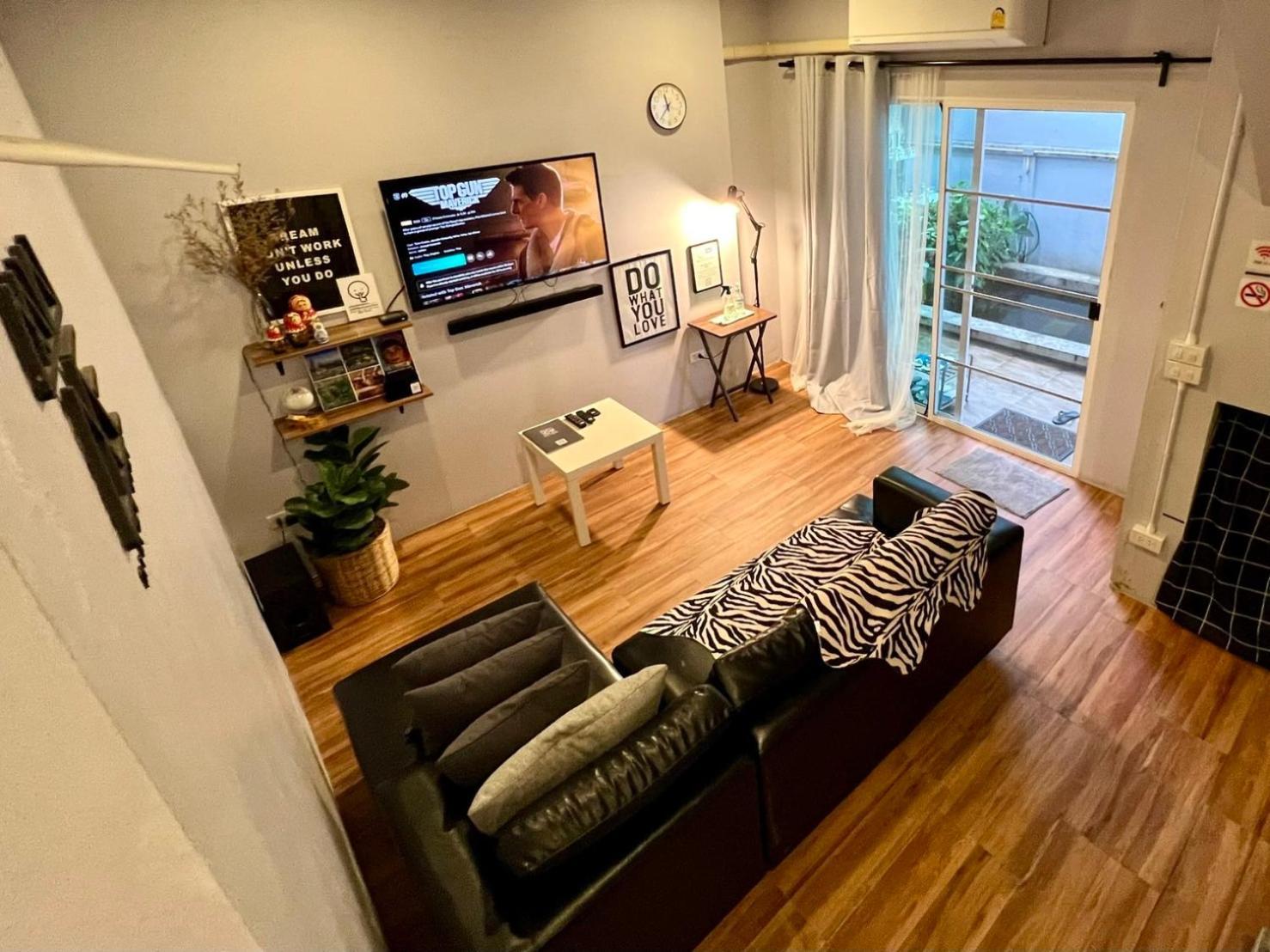 Mini-Me Home, A Cozy Entire House In Old City Chiang Mai Bagian luar foto