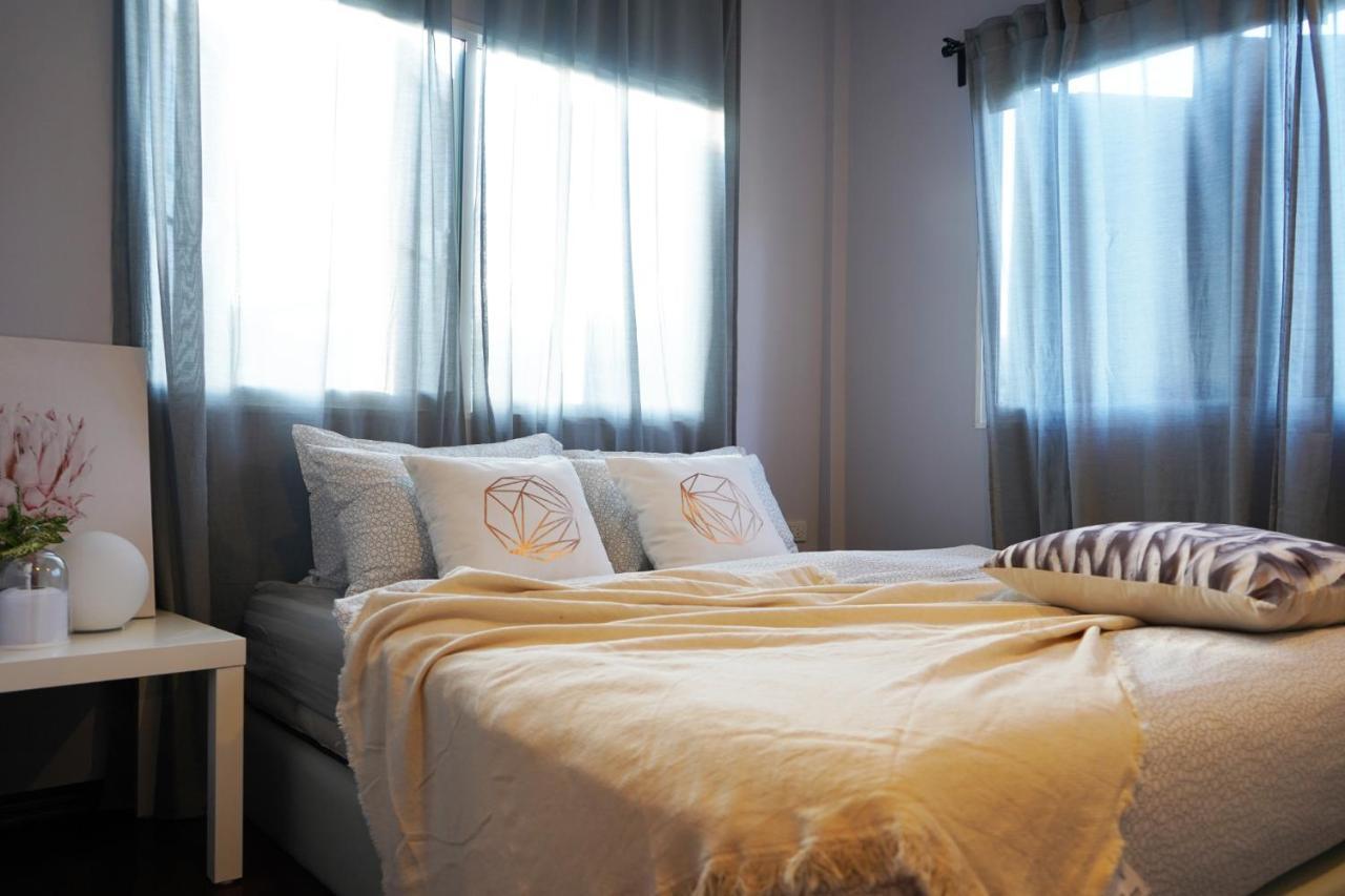 Mini-Me Home, A Cozy Entire House In Old City Chiang Mai Bagian luar foto
